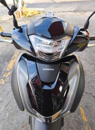 HONDA SH 150i DLX HONDA SH 150i DLX